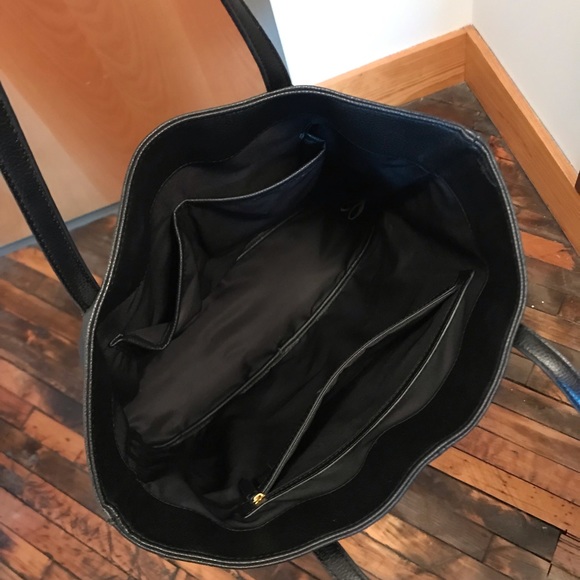 Isaac Mizrahi Leather Tote - Picture 6 of 7